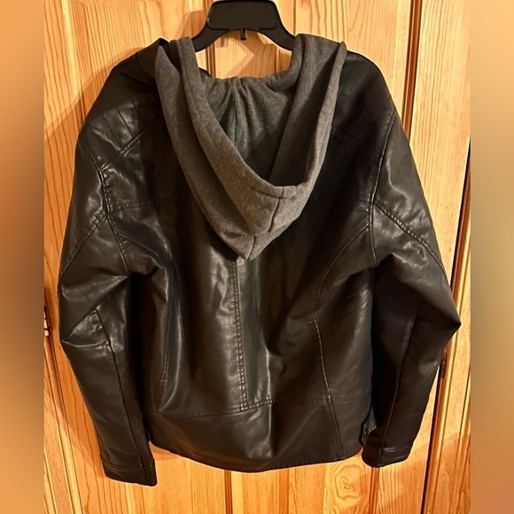 Ring of Fire Black Mens Large Faux Leather Hooded Bomber Jacket Fleece Lined New - Picture 10 of 14